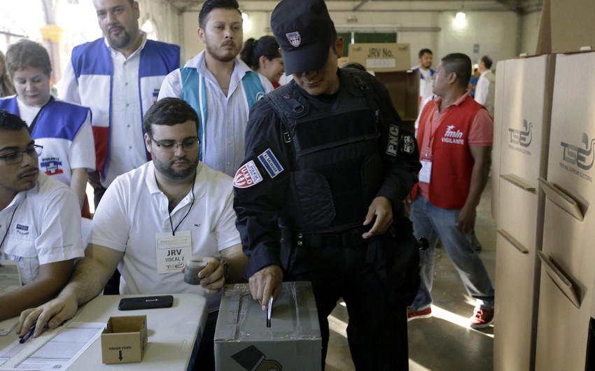 Salvadorda prezident və parlament seçkiləri BAŞLADI