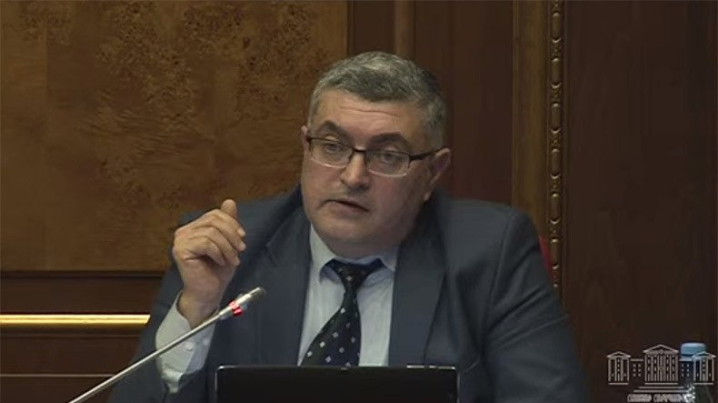 Sabiq deputat avtomobil qəzasında həyatını itirdi