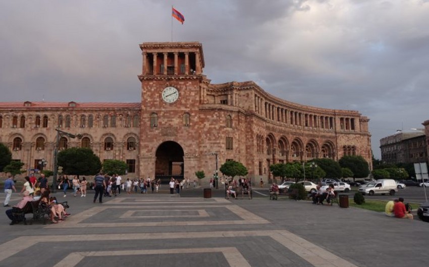 İrəvan meriyası nəqliyyatda gediş haqqını qaldırır