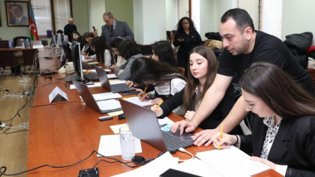 Prezident seçkiləri ilə əlaqədar səsvermədə 
