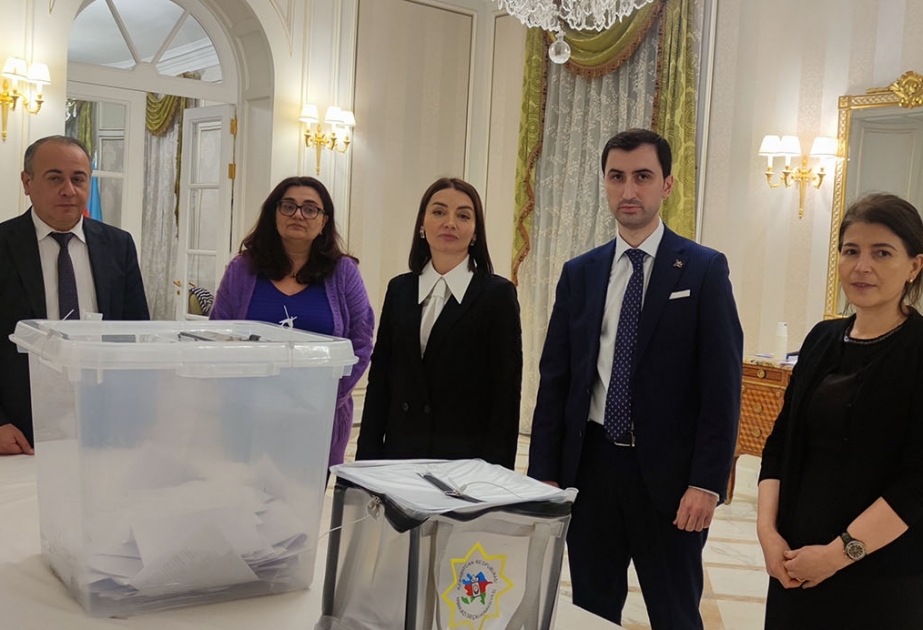 Fransada səsvermə başa çatdı