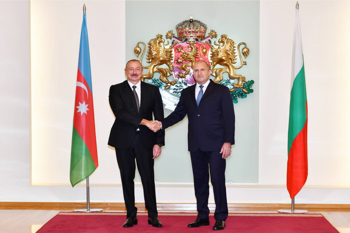 Bolqarıstan Prezidenti İlham Əliyevi qələbə münasibətilə təbrik etdi