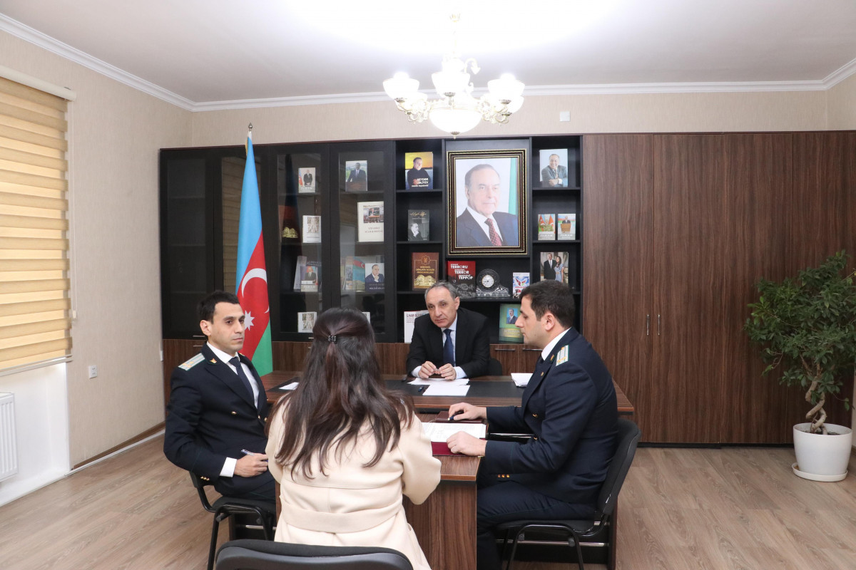 Baş prokuror Saatlıda vətəndaşları qəbul edib
