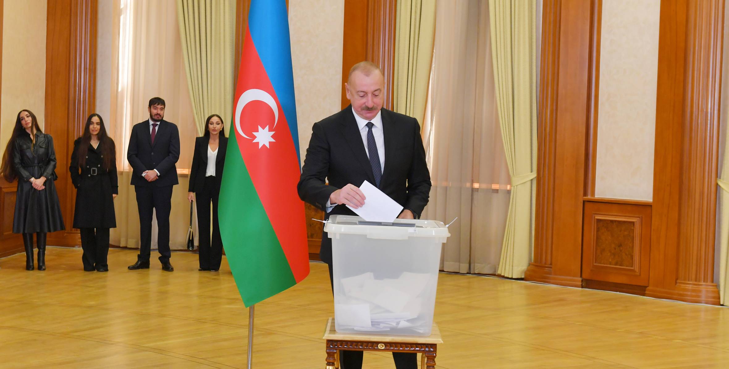 Yekun nəticələr - İlham Əliyev 92,12 % səslə qalibdir