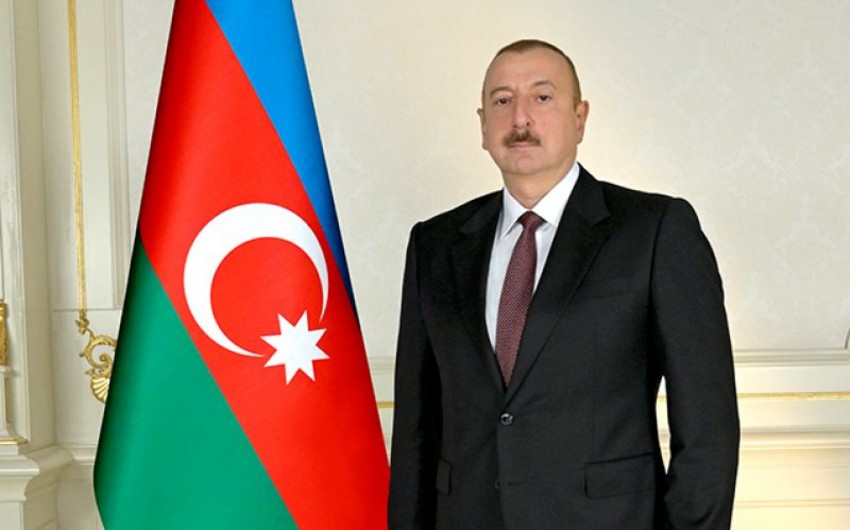 Küveyt Əmiri və Baş nazirindən Prezidentə təbrik