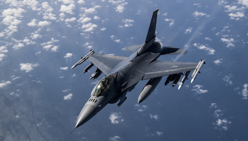 F-16-larla bağlı hər şey həll olunub - Ukrayna MN