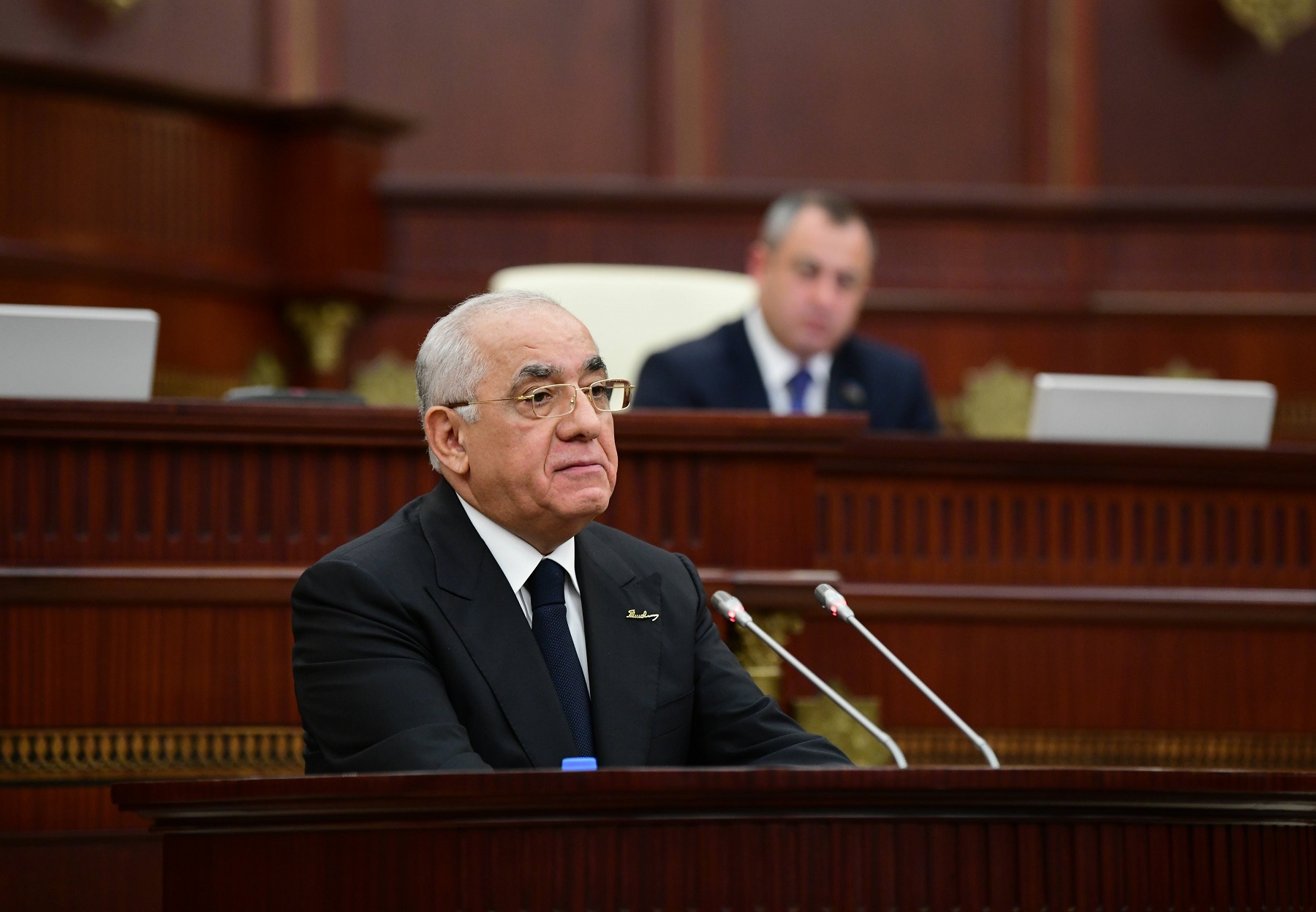 Əli Əsədovun əleyhinə səs verən deputat kimdir? - Vasif Talıbov müəmması...