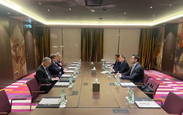 XİN Ermənistanı konstitusiyasında dəyişiklik etməyə ÇAĞIRDI