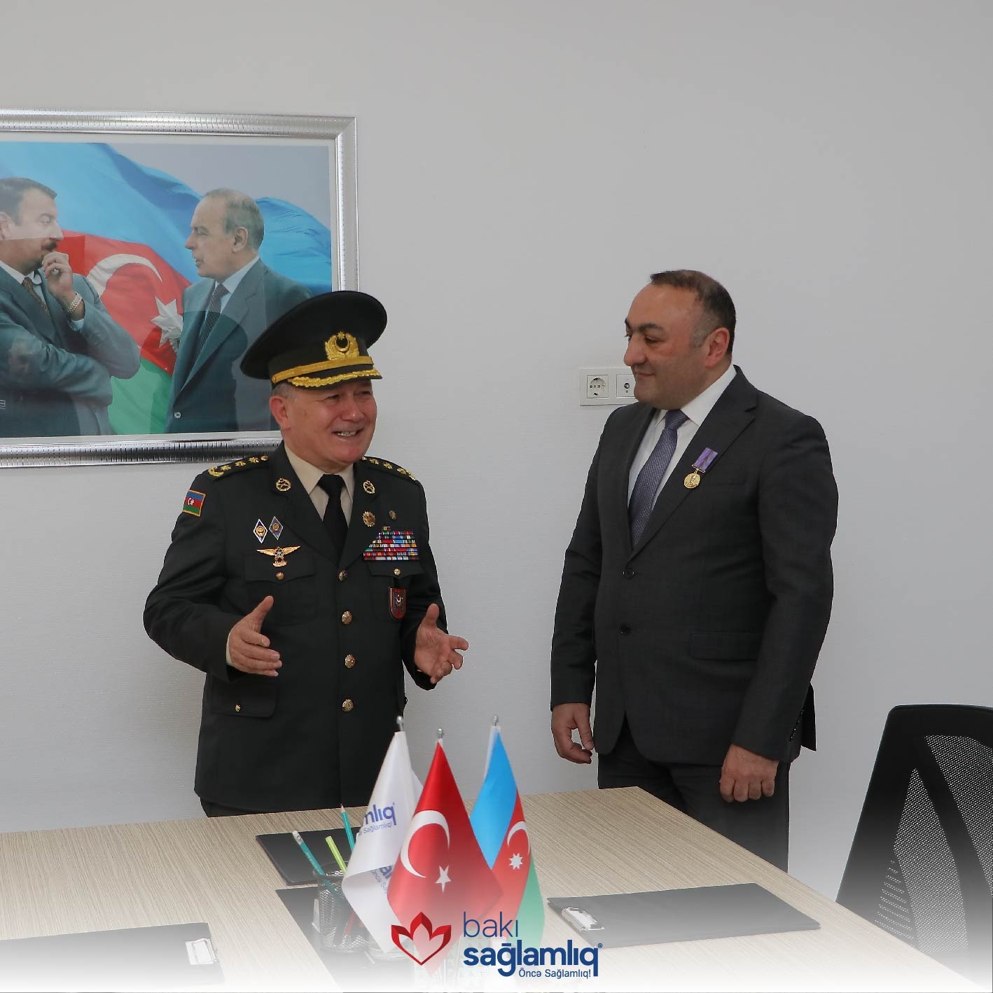 Bakı Sağlamalıq Mərkəzi Cəlil Xəlilovu təltif etdi - FOTOLAR