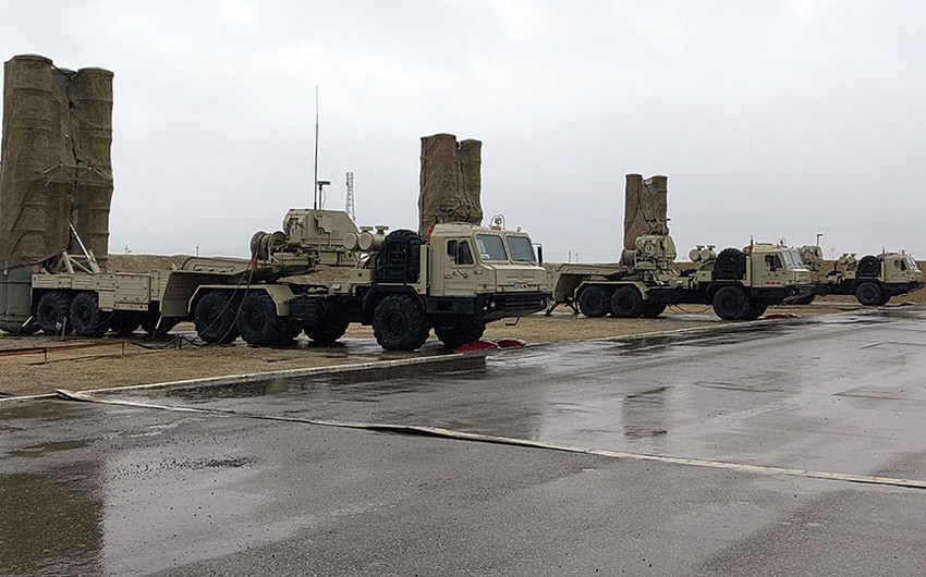 Ordumuzun S-300 raketləri döyüşə hazır vəziyyətə gətirildi - VİDEO
