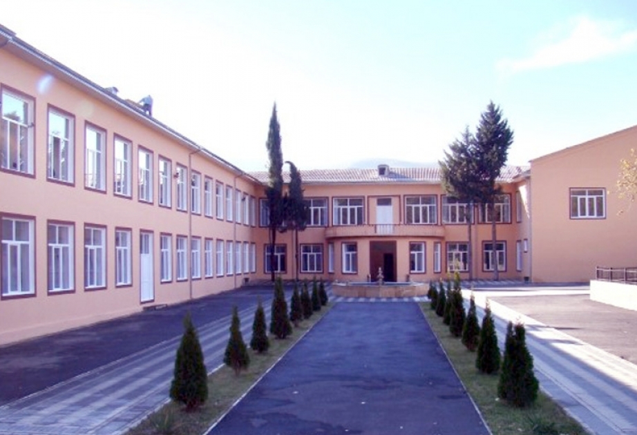 6 tələbə dəm qazından zəhərləndi - Universitetdən daha bir AÇIQLAMA