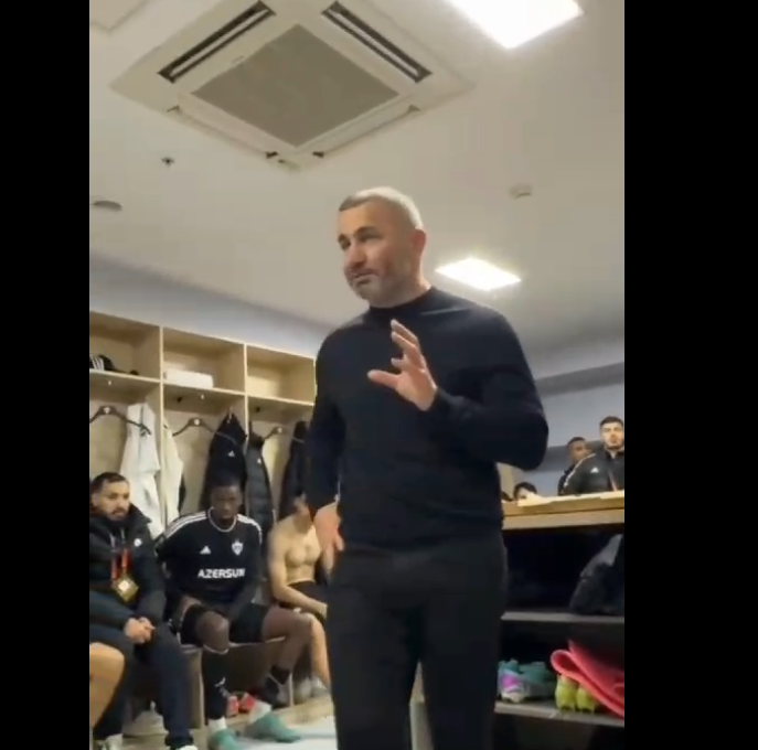 Qələbədən sonra Qurban Qurbanovun futbolçularla söhbəti - VİDEO