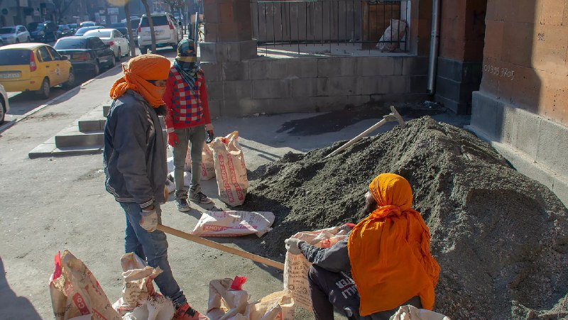 2 mindən çox Hindistan vətəndaşı Ermənistanda yaşayış statusu alıb