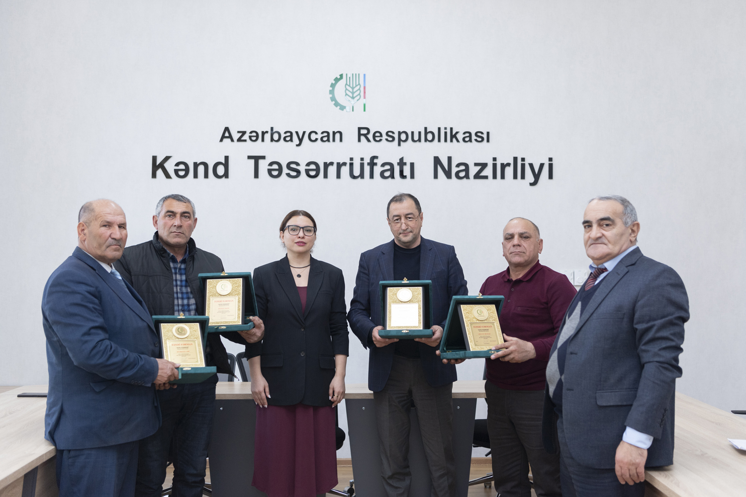 Fərqlənən fermerlər mükafatlandırıldı - FOTO