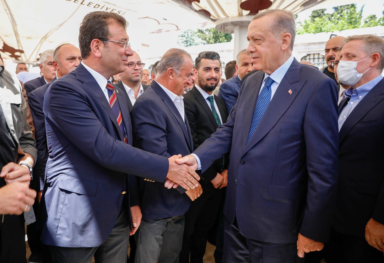 İmamoğludan onu Ərdoğana bənzədənlərə: Daban-dabana ziddik...