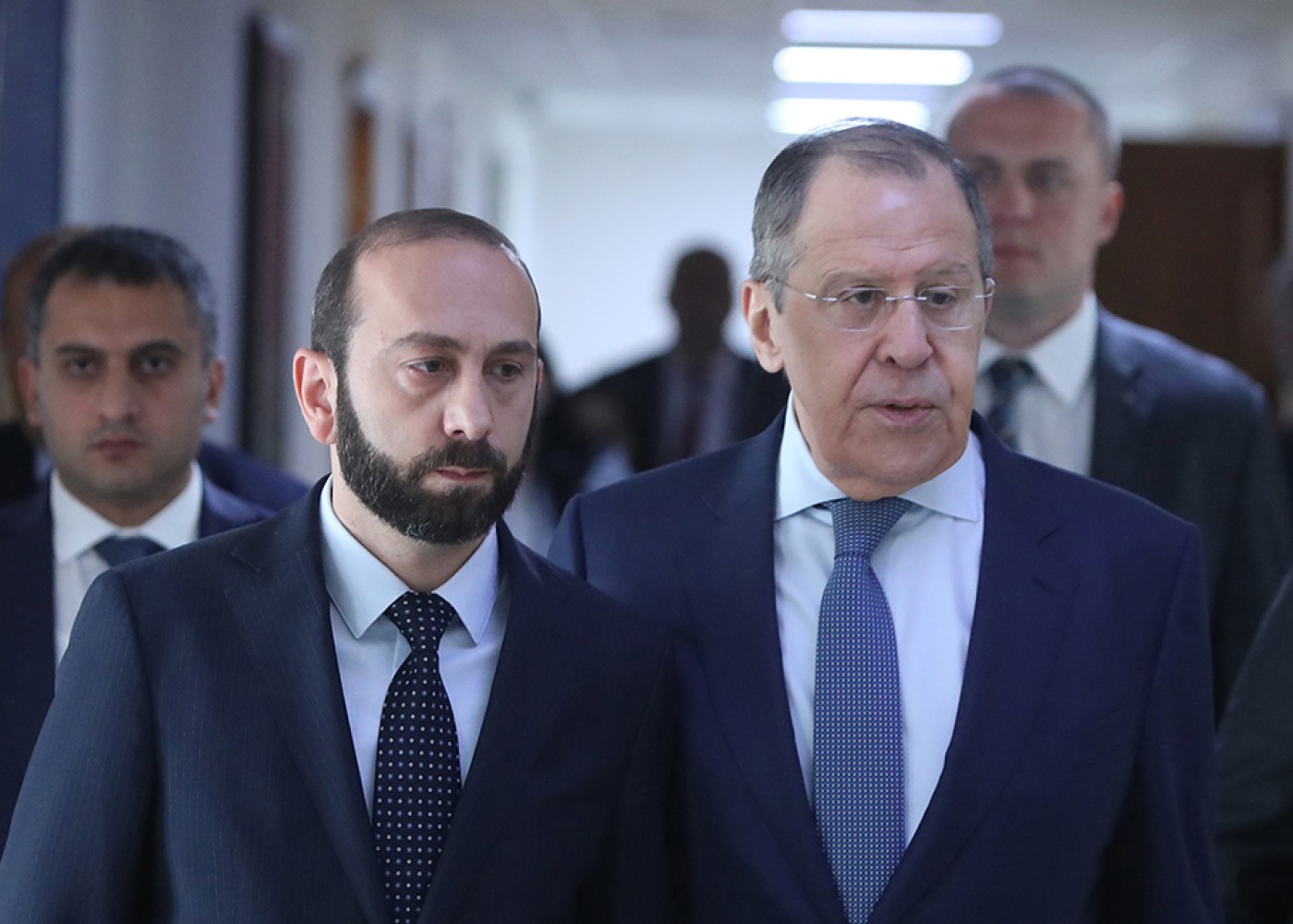 Lavrov Mirzoyanla Ermənistan-Azərbaycan danışıqlarını müzakirə edib