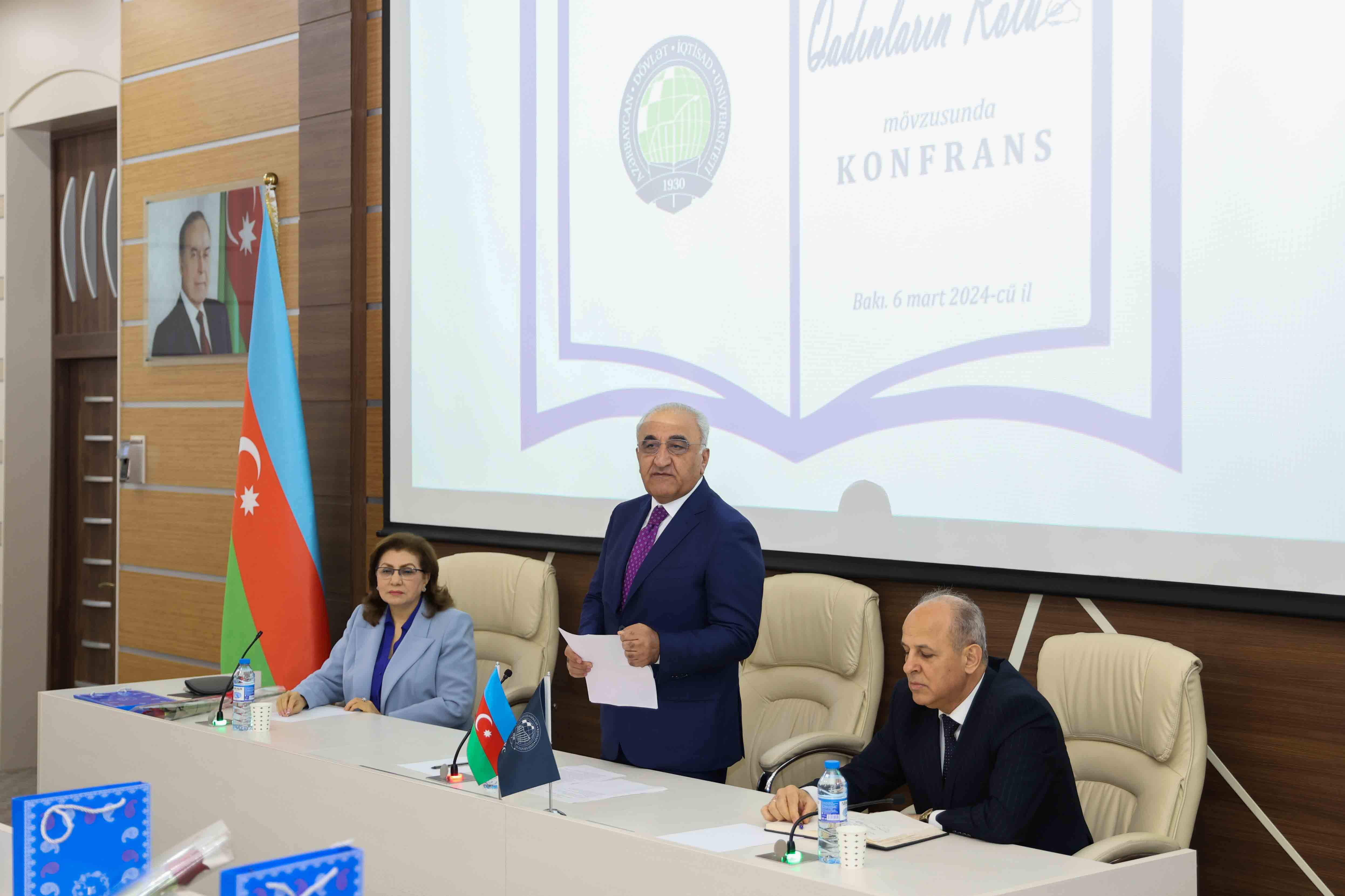 UNEC-də “Elmdə qadınların rolu” adlı konfrans keçirilib - FOTO