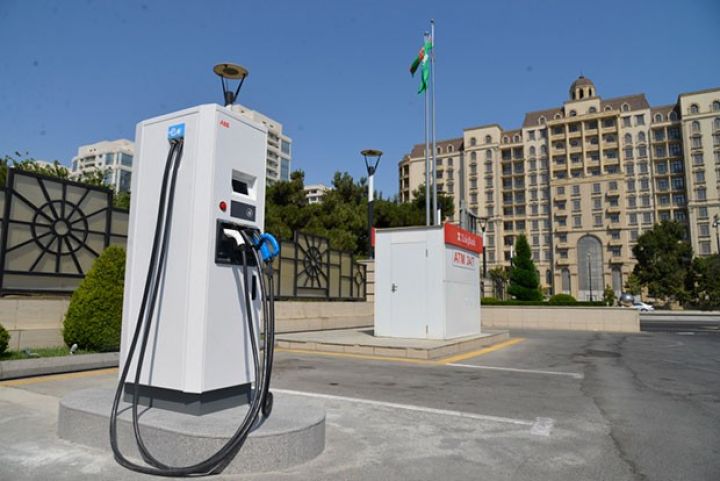 Azərbaycanda elektrik enerjisi doldurma məntəqələrinin sayı ARTIRILACAQ