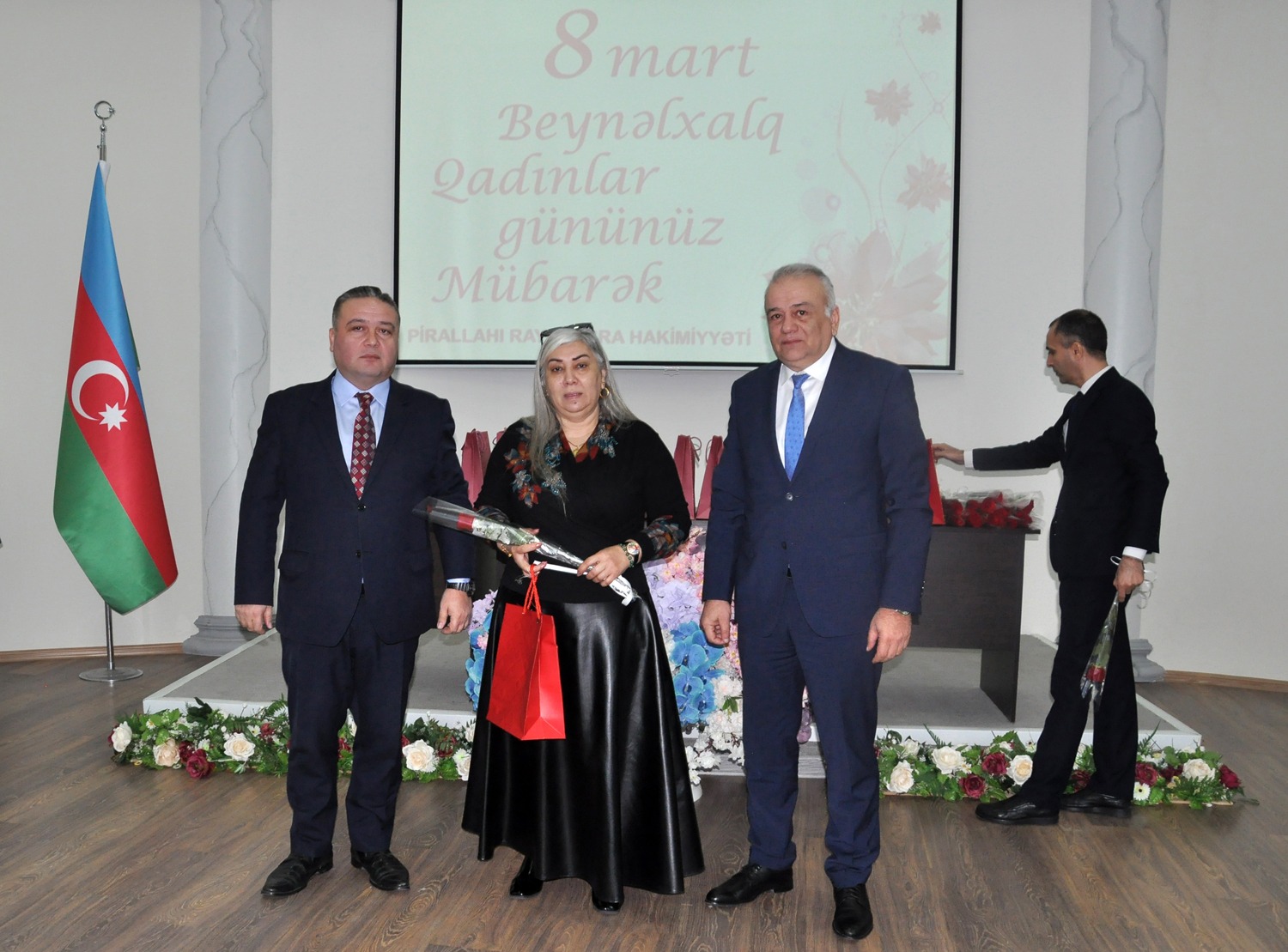 Pirallahıda 8 marta həsr olunmuş tədbir keçirildi - FOTOLAR