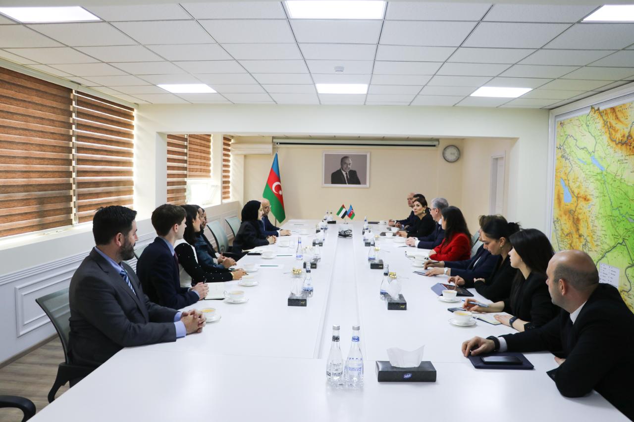 Muxtar Babayev ərəb nazirlə görüşüb
