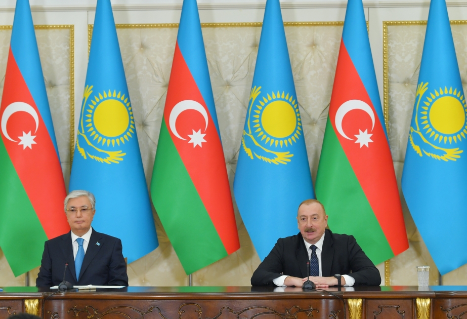 İlham Əliyev və Tokayev bəyanatla çıxış ediblər