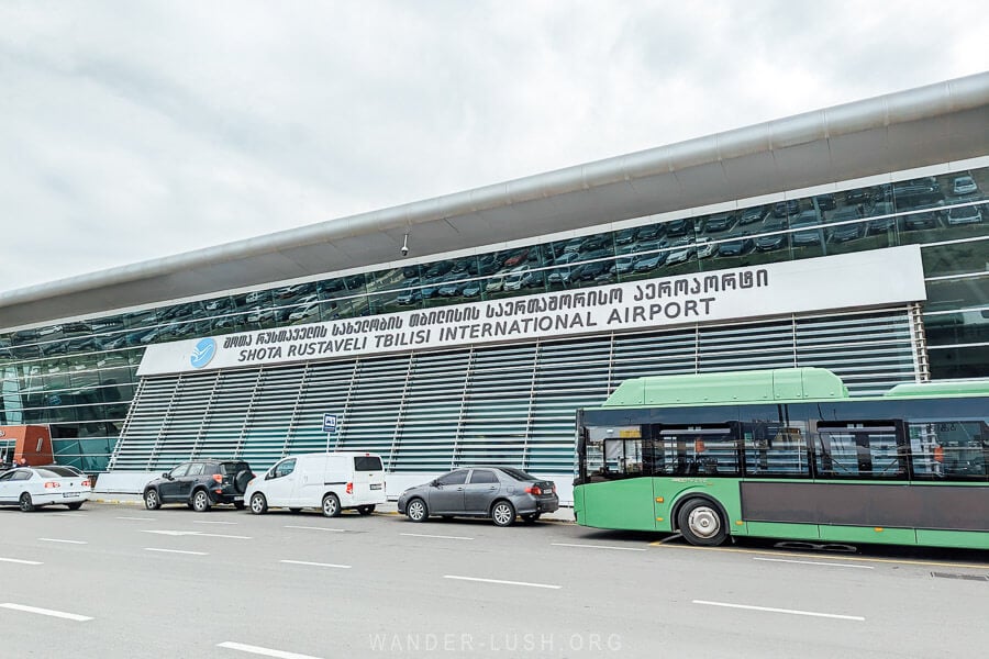 Gürcüstan aeroportlarında sərnişin axını ARTIB