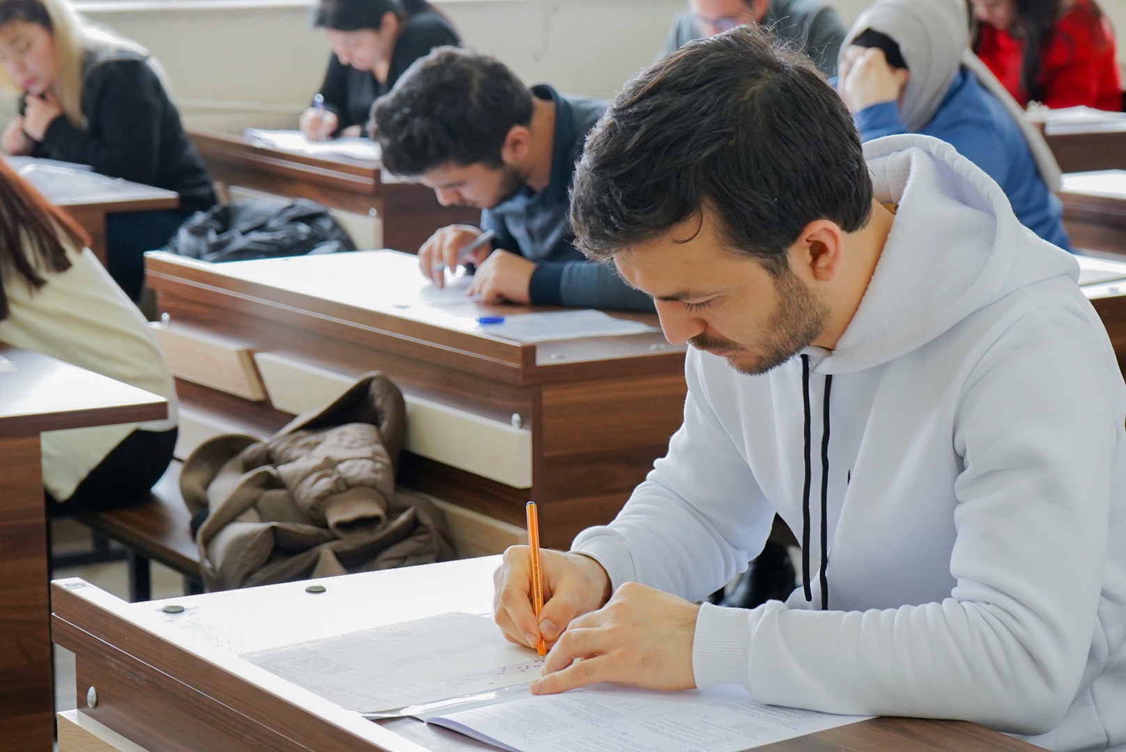 Xarici dillər üzrə fəlsəfə doktoru imtahanının nəticələri AÇIQLANDI