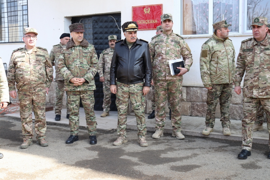 Xanlar Vəliyev Şuşa və Xankəndidə hərbçilərlə görüşdü - FOTO