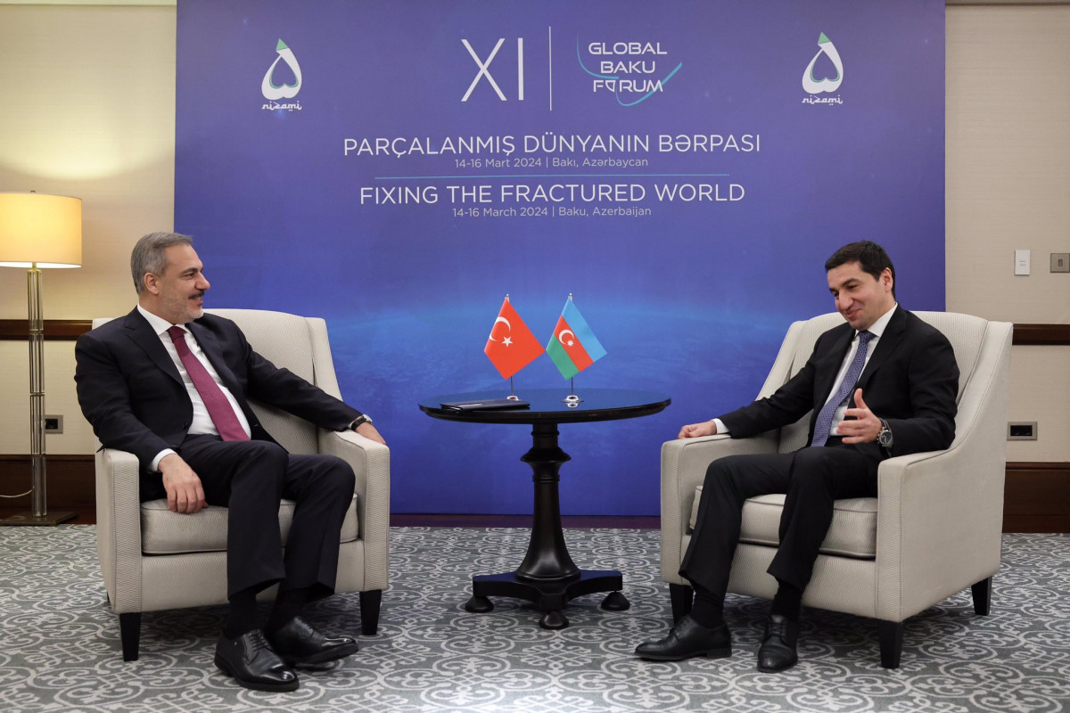 Hakan Fidan Hikmət Hacıyevlə görüşdü