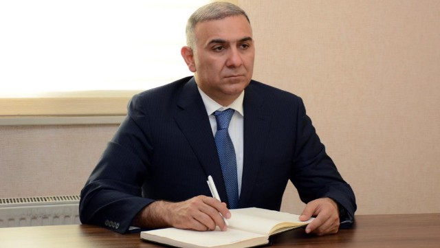 “Azərişıq” sədri Kürdəmirdə vətəndaşları qəbul edib