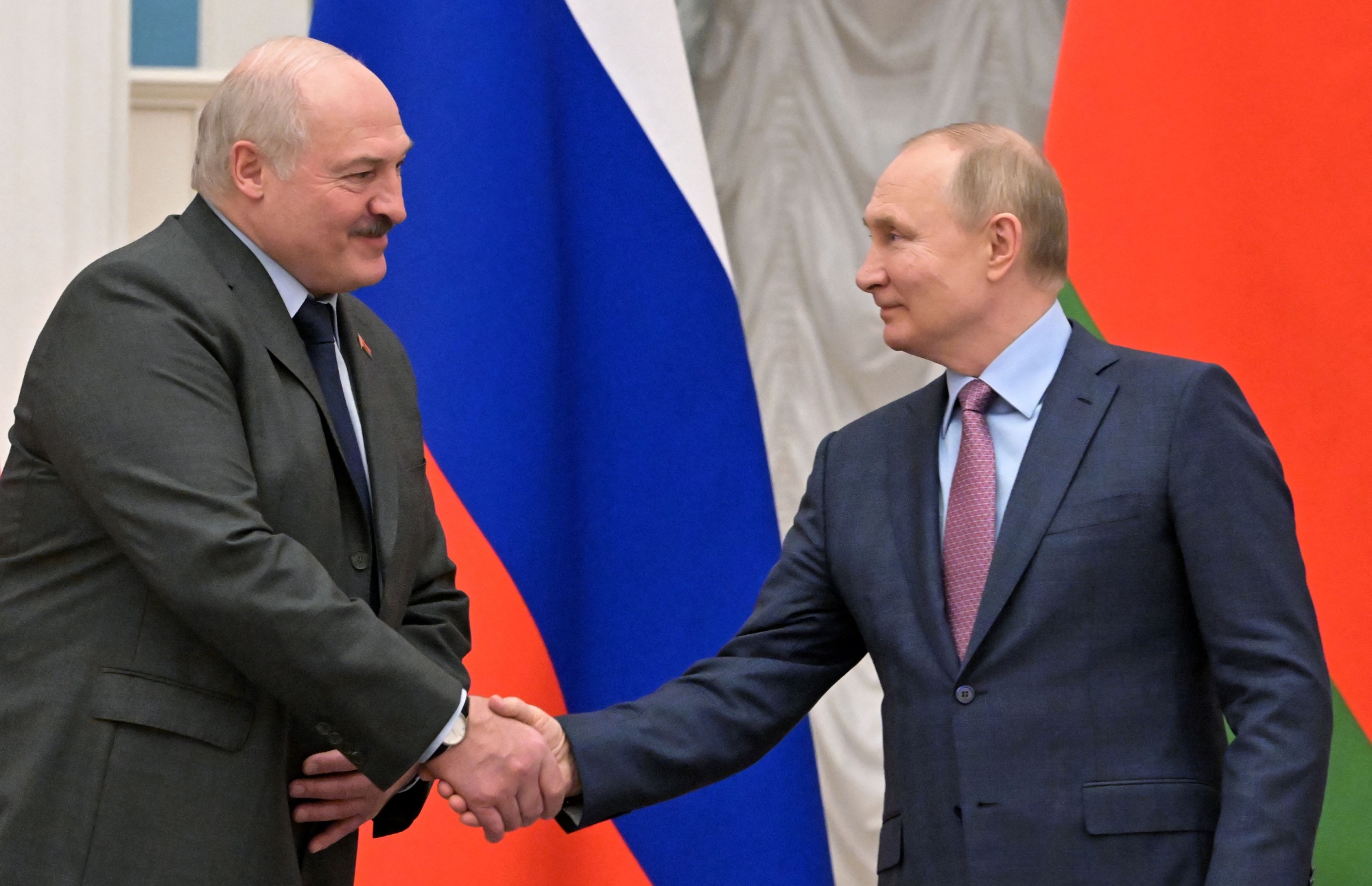 Putin Lukaşenko ilə danışıqlar apardı 