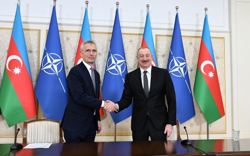 İlham Əliyev və NATO rəhbəri bəyanatlarla çıxış ediblər