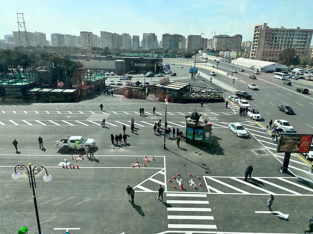 “Gənclik” metrosunun yanında yeni nəqliyyat mübadilə mərkəzi yaradıldı