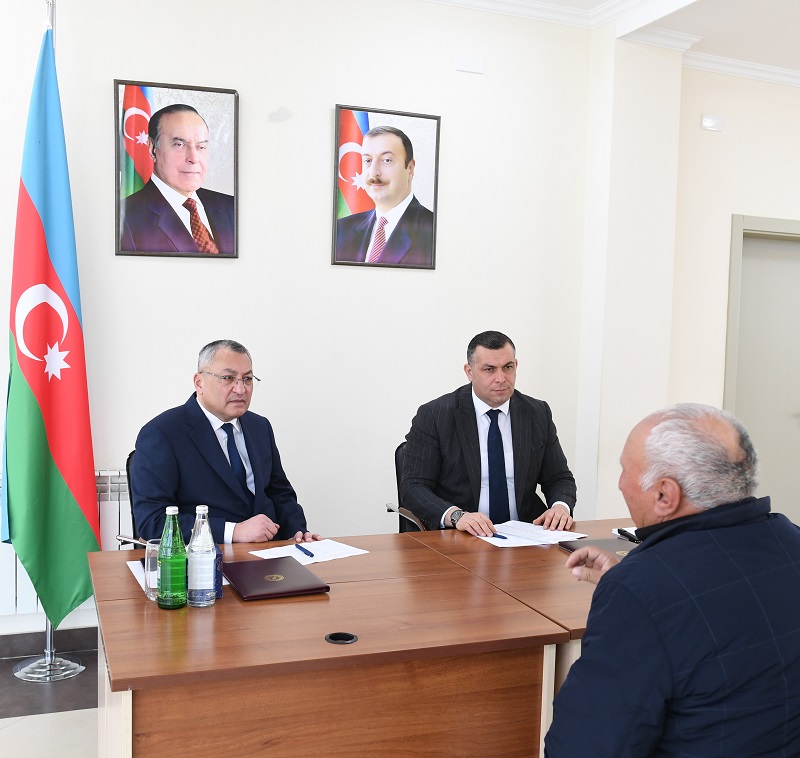 Dövlət Komitəsinin sədri Siyəzəndə vətəndaşları qəbul edib - FOTO
