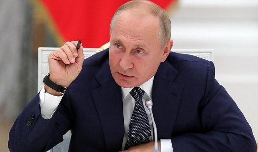 Putin Təhlükəsizlik Şurasını topladı