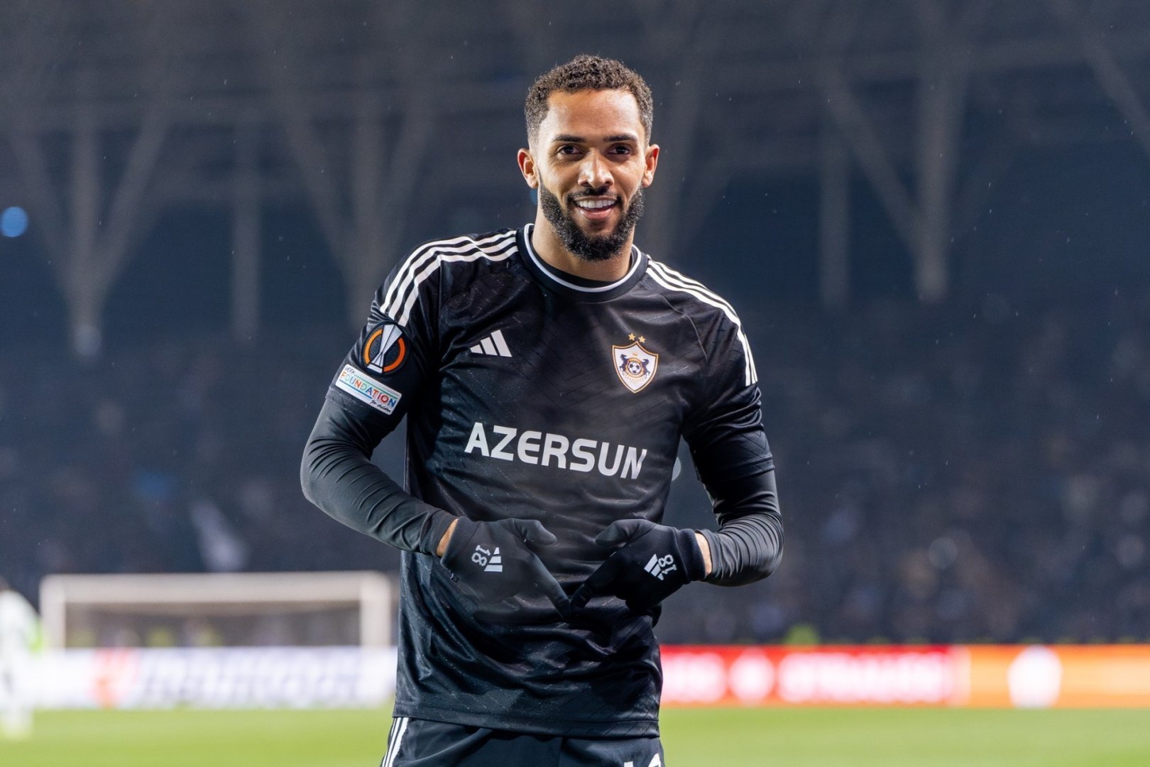 “Beşiktaş”ın idman direktoru Juninyo üçün Bakıya gəlir
