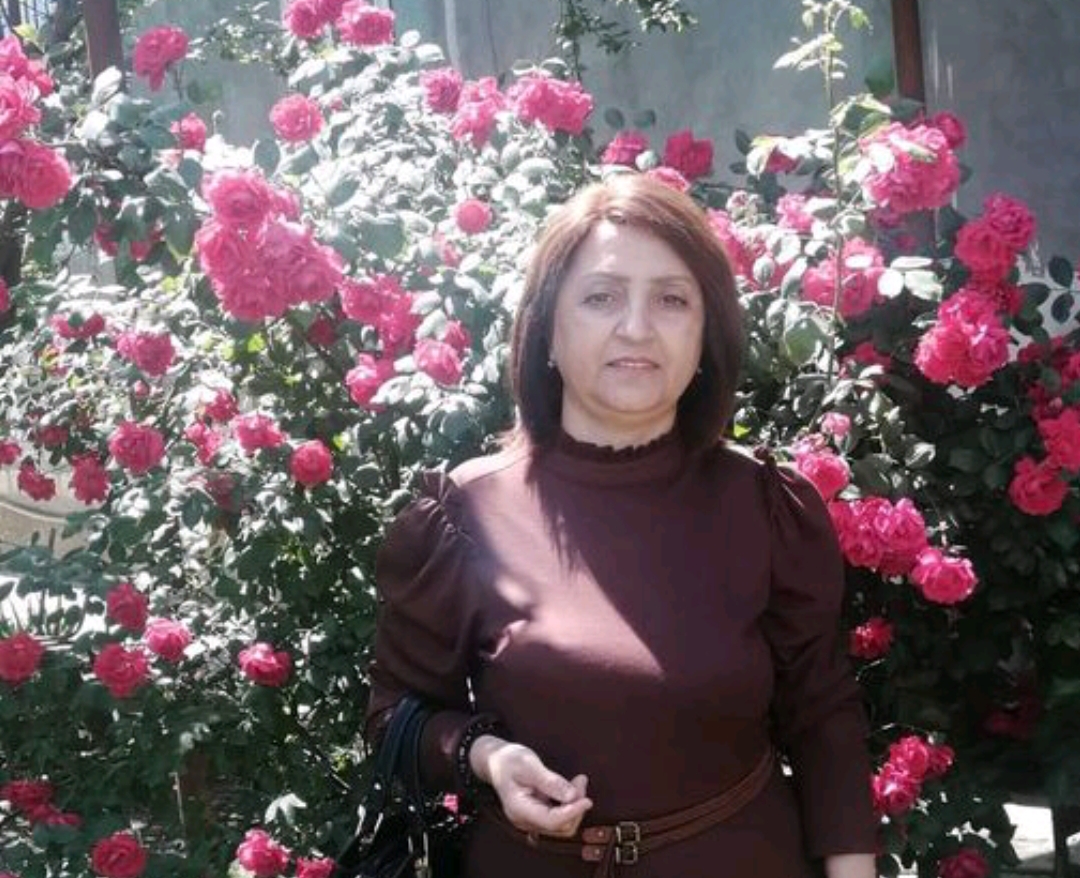 Orta məktəb müəllimi xərçəngdən öldü 