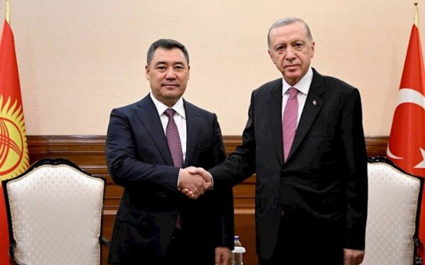 Ərdoğan Japarovla danışıqlar apardı 