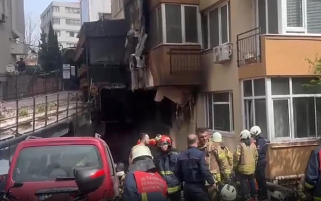 İstanbulda güclü yanğın - 4 ölü, 12 yaralı