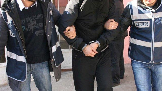 Gecə saatlarında Türkiyəni bir-birinə vuran 89 nəfər SAXLANILDI