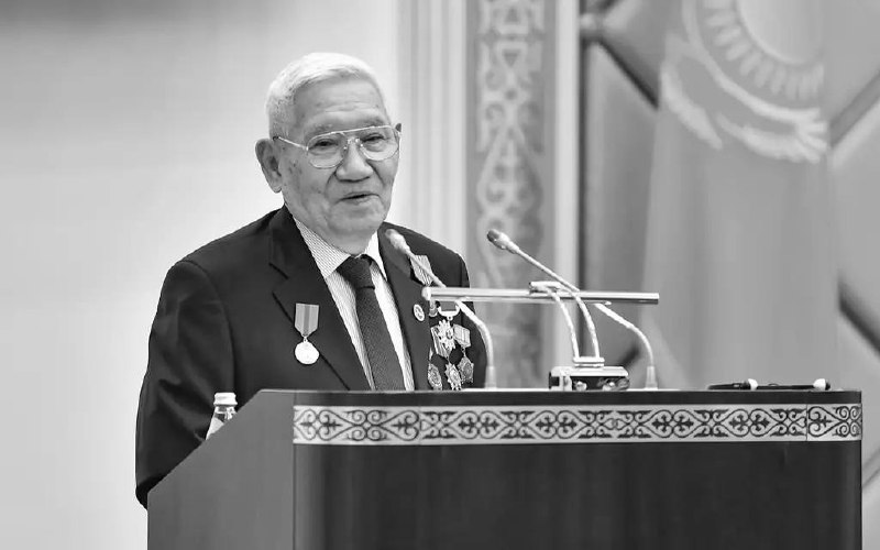 Qazaxıstan Senatının ilk sədri vəfat edib