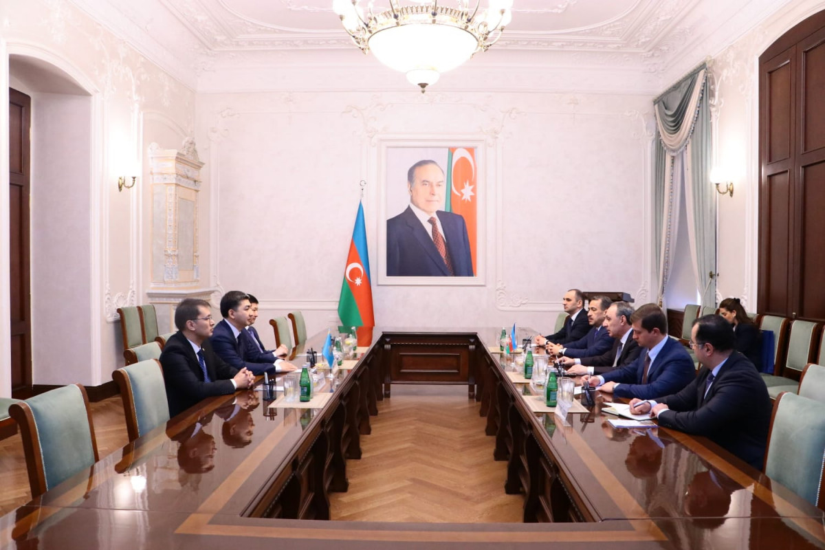 Qazaxıstanın Baş prokurorunun müavini Azərbaycana gəldi