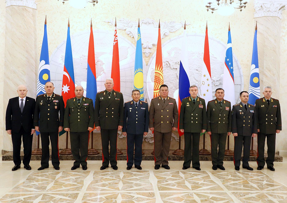 Kərim Vəliyev MDB Baş Qərargah Rəisləri Komitəsinin iclasında - FOTO