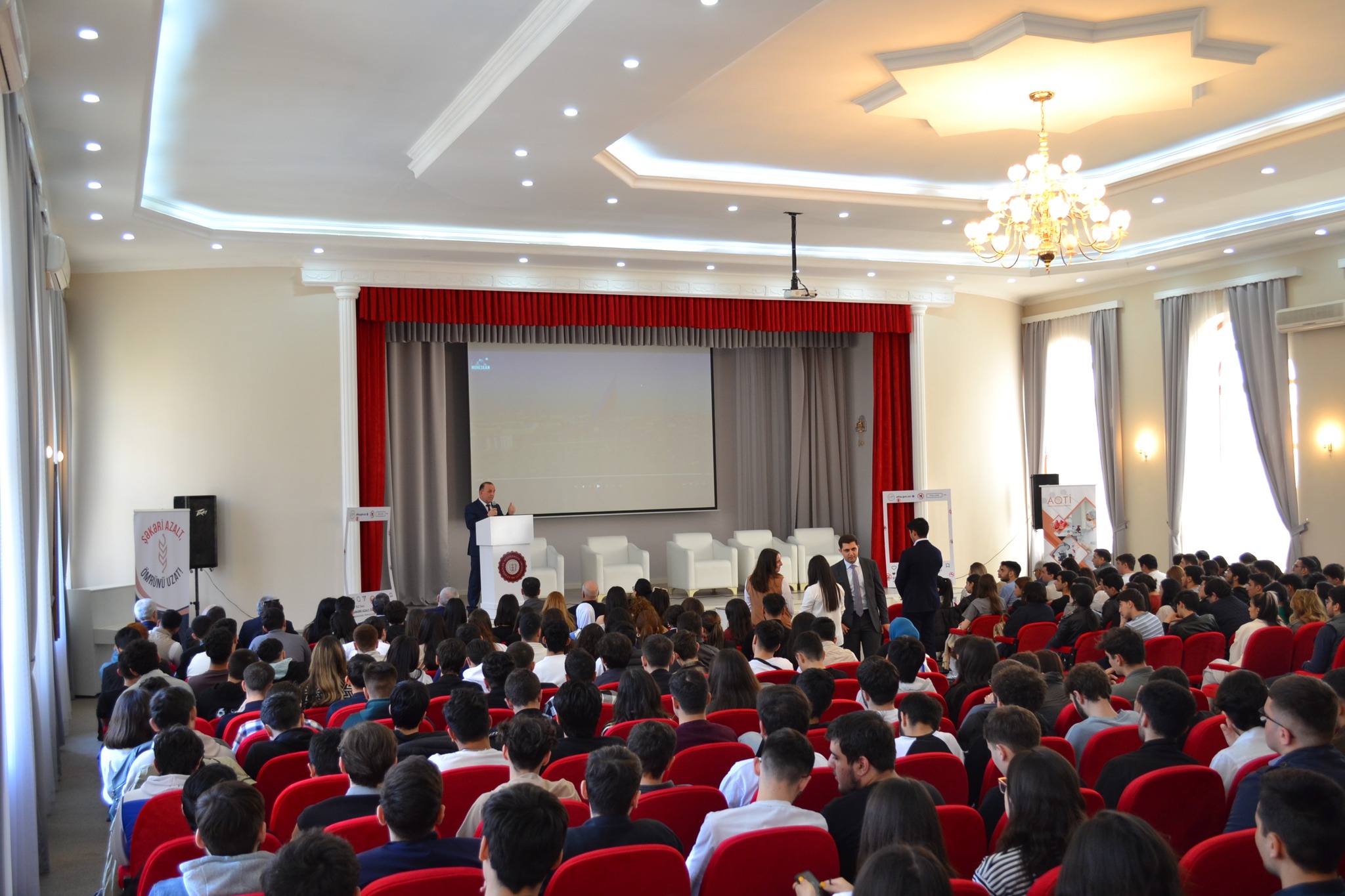 Kooperasiya Universiteti “Şəkəri azalt, ömrünü uzat!” kampaniyasına qoşuldu