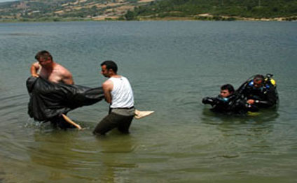 Şahbuzda qadın körpüdən çaya düşərək öldü