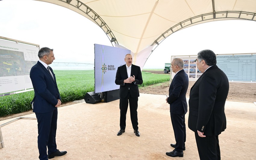 Prezident Hacıqabulda suvarma qurğuları kompleksi ilə tanış oldu - FOTO