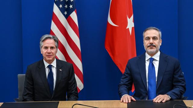 Fidan Blinkenlə İranın hücumunu müzakirə etdi 