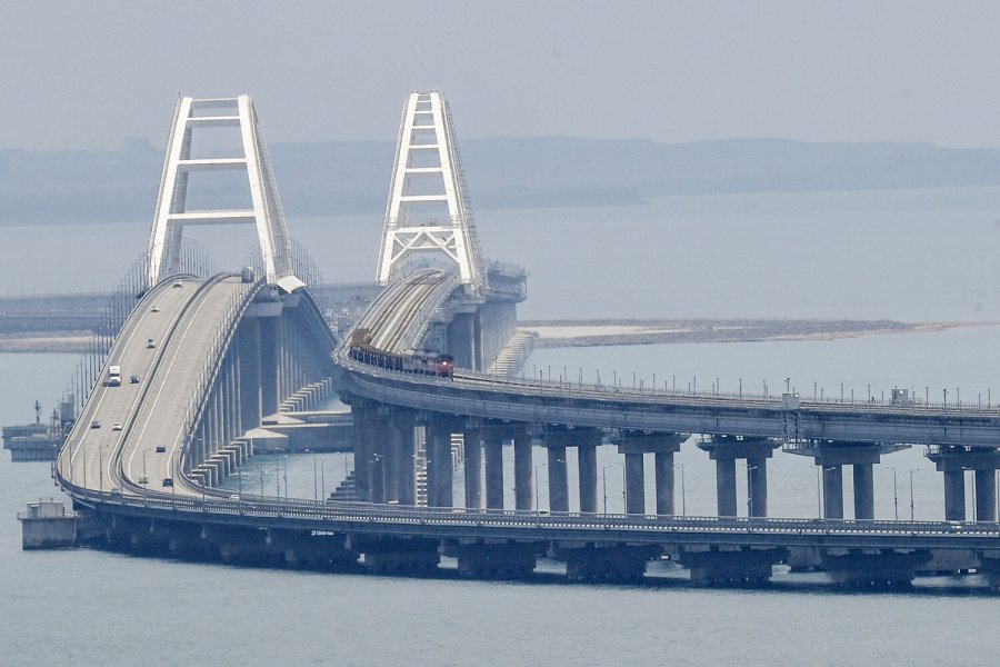 Ukrayna Krım körpüsünə hücum etmək İSTƏYİR