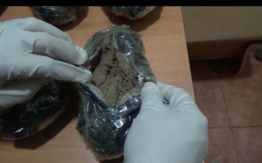 Qazaxda narkokuryer saxlanıldı