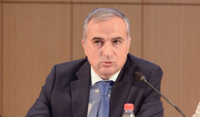 Azərbaycan Çinlə dialoq aparmalıdır - Fərid Şəfiyev
